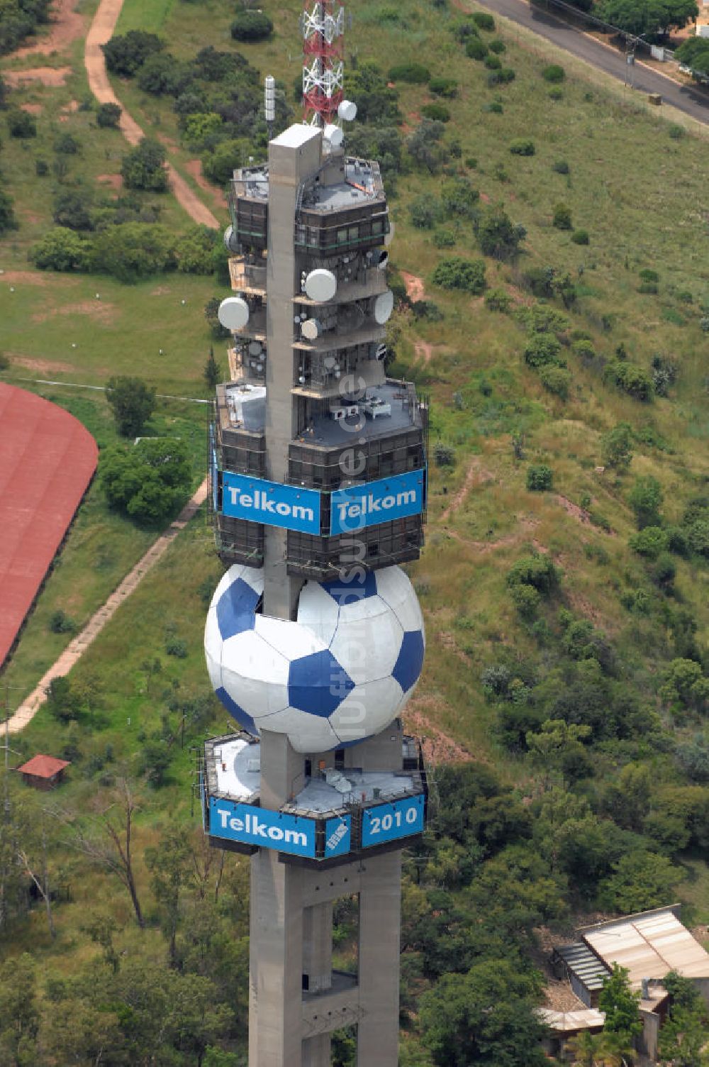 Luftaufnahme Pretoria - Fernsehturm / TV Tower / John Vorster Tower in Pretoria Südafrika / South Africa