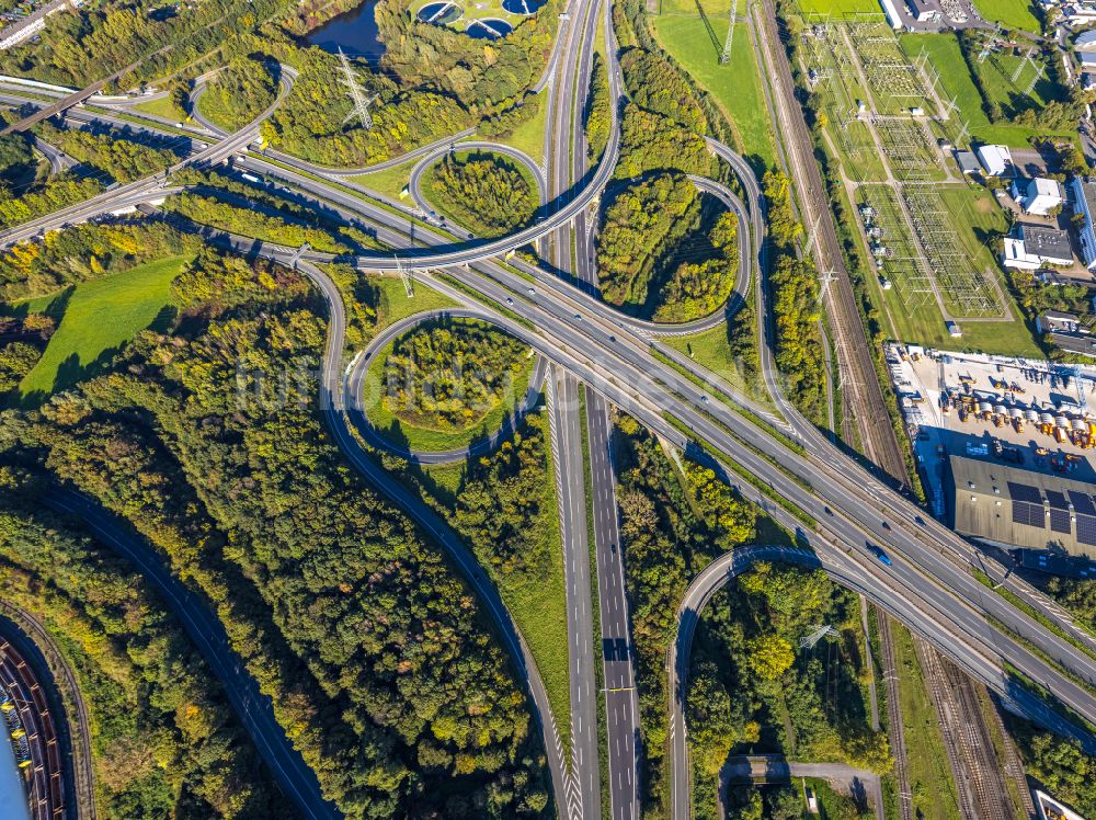 Luftaufnahme Dortmund - Fernstraße Abfahrt der Bundesstraße B236 im Ortsteil Alt-Scharnhorst in Dortmund im Bundesland Nordrhein-Westfalen, Deutschland