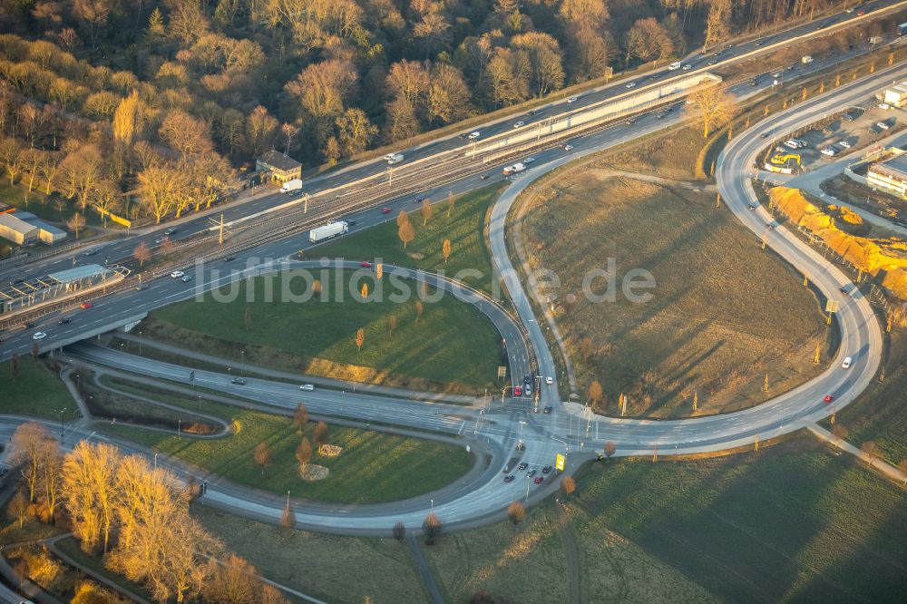 Luftaufnahme Dortmund - Fernstraße Abfahrt der Bundesstraße B1 im Ortsteil Aplerbeck in Dortmund im Bundesland Nordrhein-Westfalen, Deutschland