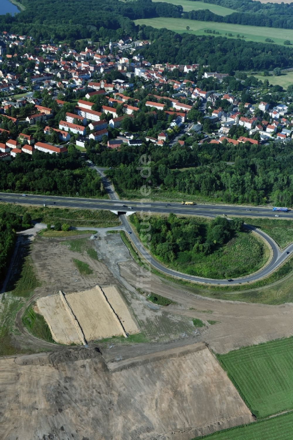 Luftbild Rötha - Fernstraße Abfahrt der Bundesstraße B95 in Rötha im Bundesland Sachsen