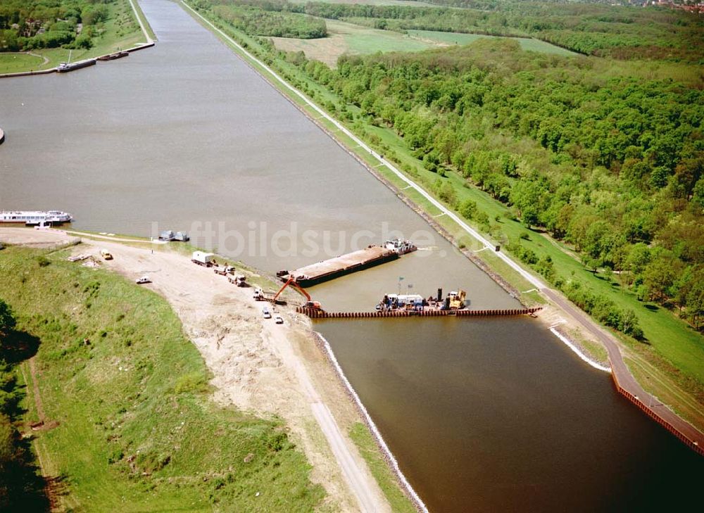 Rothensee / Sachsen - Anhalt von oben - Fertig ausgebaute Schleuse Rotensee zwischen Mittellandkanal und Elbe - Havel Kanal am Wasserstraßenkreuz Magdeburg