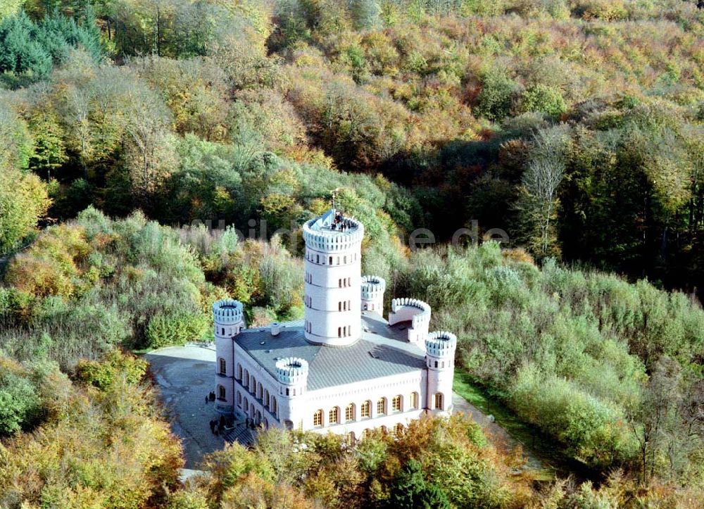 Luftbild Granitz auf Rügen / MV - Fertig rekonstruiertes Jagdschloß Granitz auf Rügen.