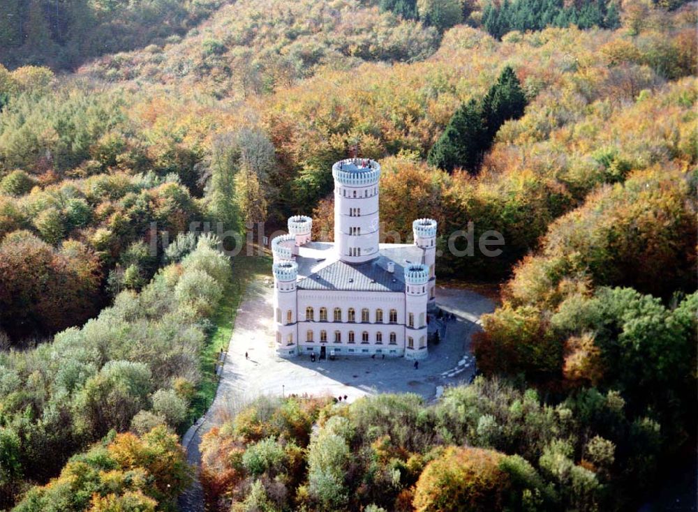 Luftbild Granitz auf Rügen / MV - Fertig rekonstruiertes Jagdschloß Granitz auf Rügen.