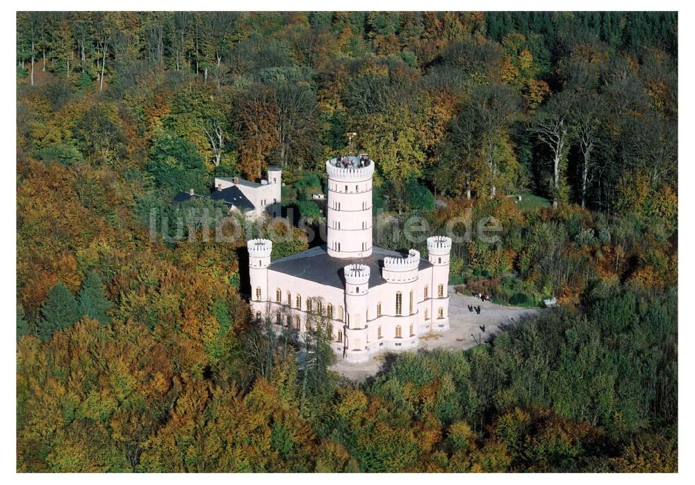 Granitz auf Rügen / MV aus der Vogelperspektive: Fertig rekonstruiertes Jagdschloß Granitz auf Rügen.