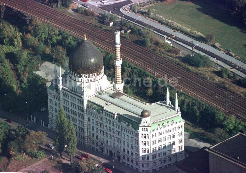 Luftbild Dresden - Fertig restaurierte Moschee Yenidze in Dresden-Neustadt