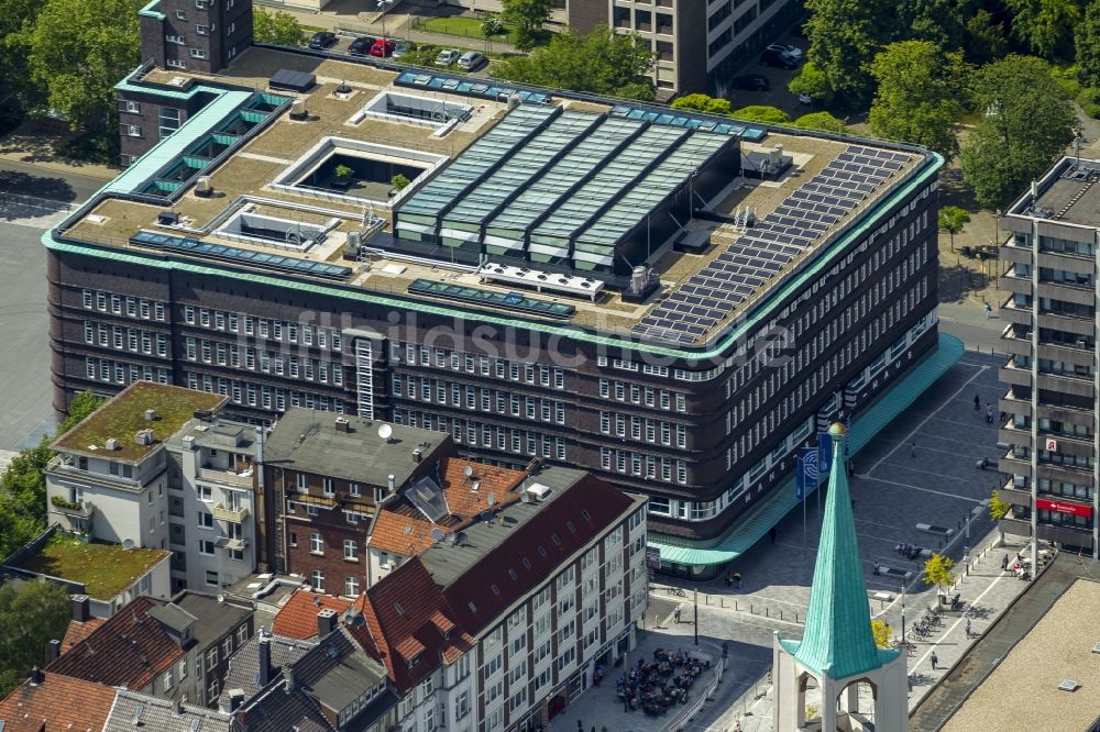 Gelsenkirchen von oben - Fertig umgebautes Hans-Sachs-Haus , dem Rathaus in Gelsenkirchen im Bundesland Nordrhein-Westfalen NRW