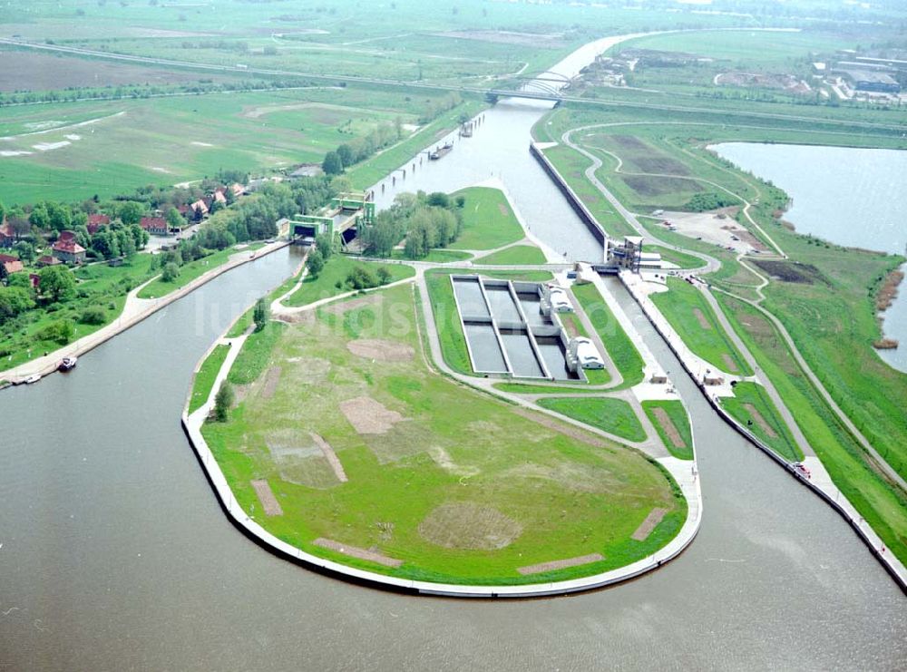 Rothensee von oben - Fertige Schleuse Rothensee am Wasserstraßenkreuz Magdeburg.