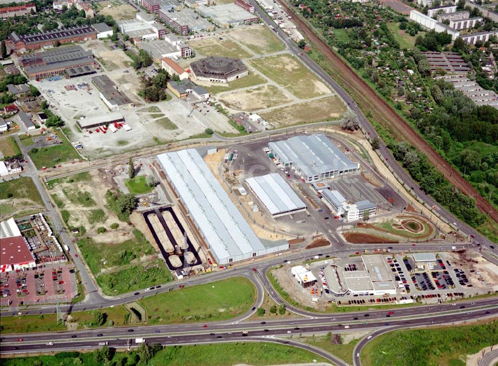 Potsdam von oben - Fertiger Betriebshofes der ViP Verkehrsbetrieb Potsdam GmbH im Gewerbegebiet Babelsberg an der Nuthestraße / Wetzlarer Straße in Potsdam - Babelsberg