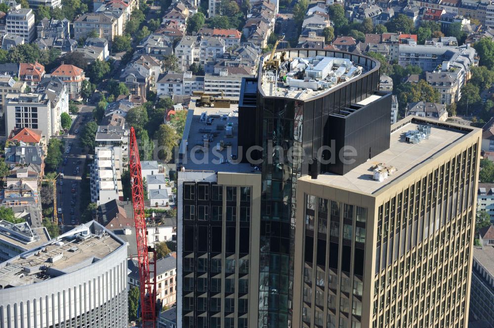 Luftaufnahme Frankfurt am Main - Fertiger Neubau des Hochhauses Tower 185 in Frankfurt / Main