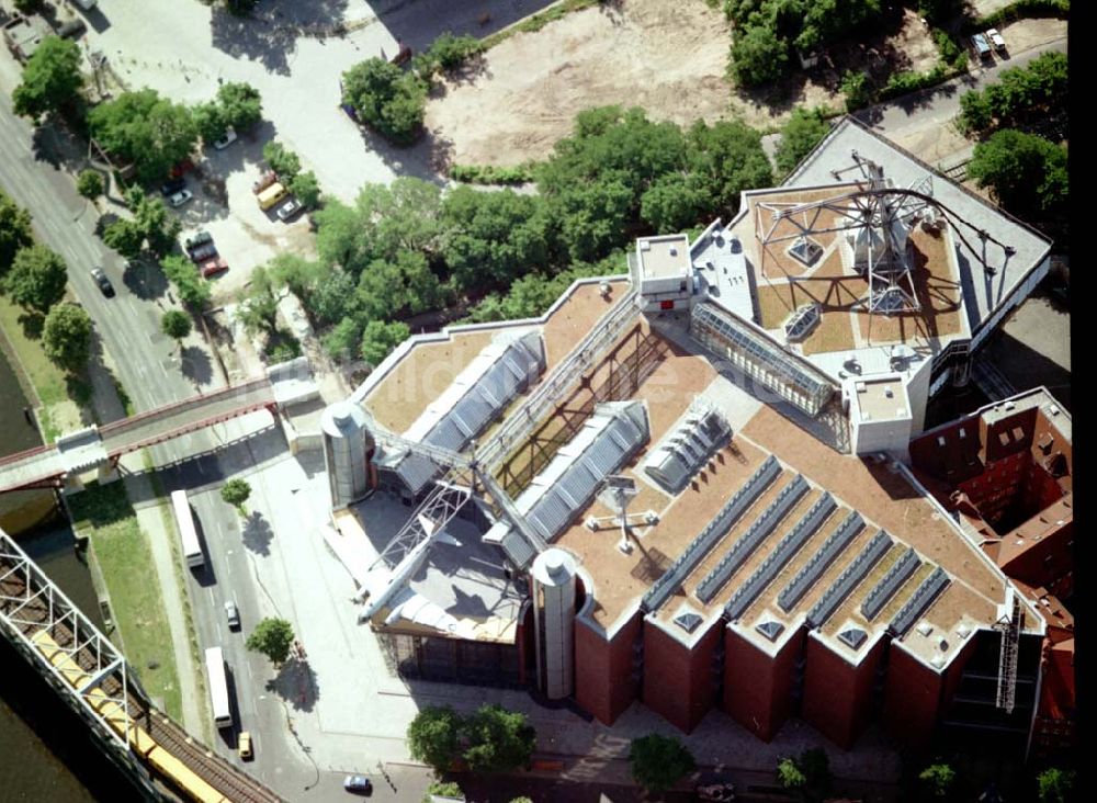 Luftaufnahme Berlin - Kreuzberg - Fertiger Neubau des Museums für Verkehr und Technik in Berlin - Kreuzberg.