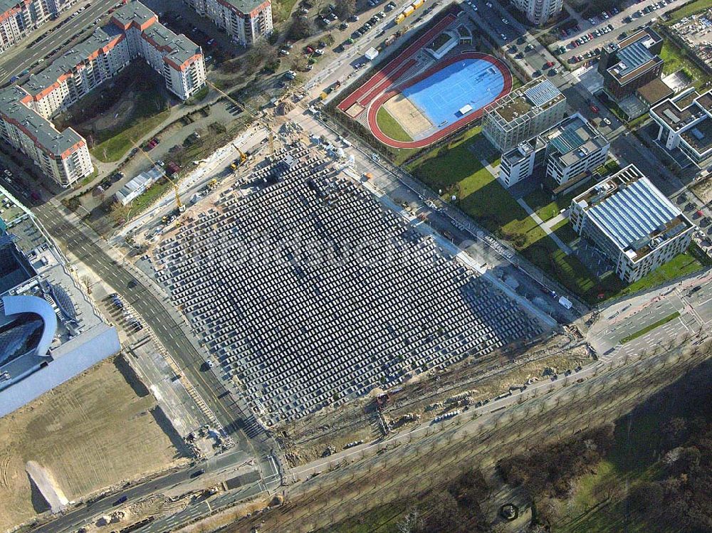 Luftbild Berlin - Fertiges Holochaus Denkmal am Brandenburgertor in Berlin Mitte