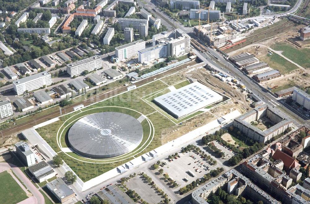 Berlin von oben - Fertiges Velodrom mit Schwimmhallenkomplex an der Landsberger Allee in Berlin