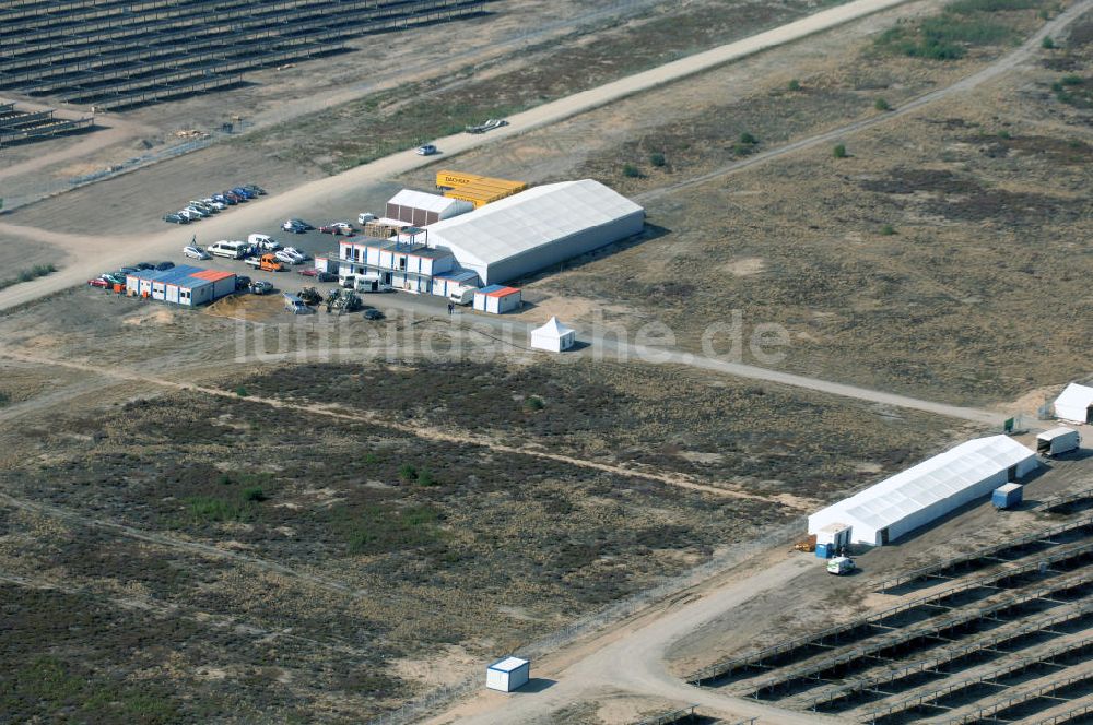 Lieberose von oben - Fertiggestellte größte Solaranlage auf ehemaligen brandenburger Truppenübungsplatz Lieberose