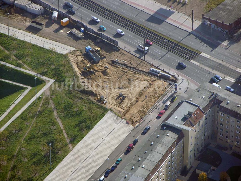 Luftaufnahme Berlin - Prenzlauer-Berg - Fertigstellung Außenanlagen Velodrom / Berlin-Arena