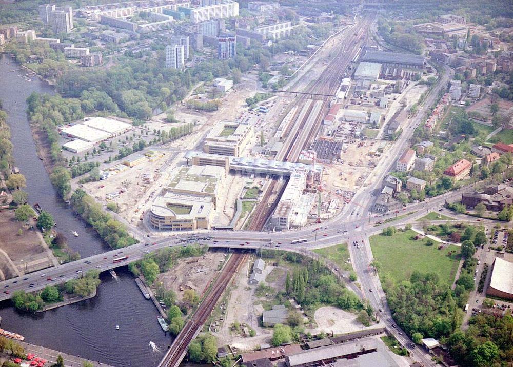 Luftaufnahme Potsdam - BRA - Fertigstellung des Potsdam-Centers in Potsdam.