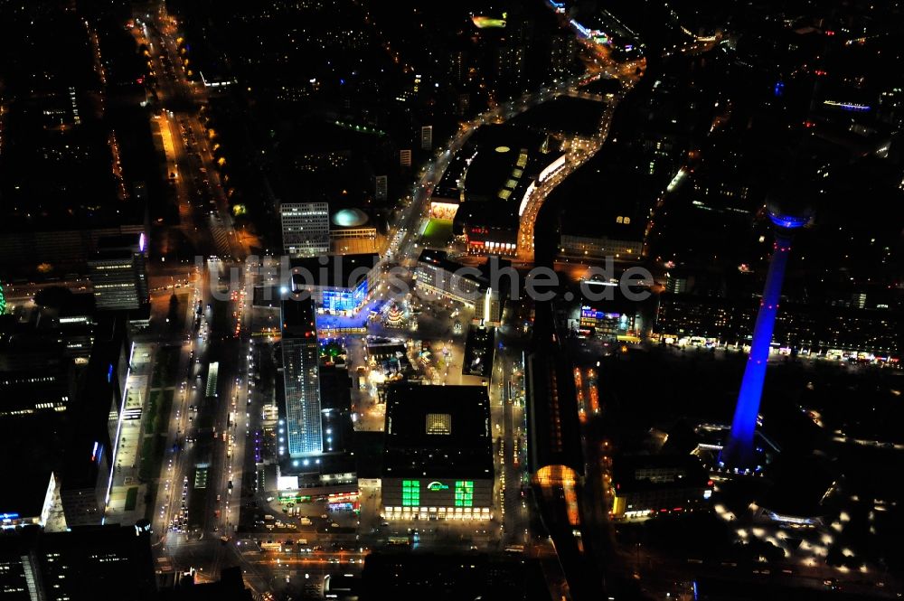 Luftaufnahme Berlin - Festival of Lights im Stadtzentrum der Hauptstadt Berlin