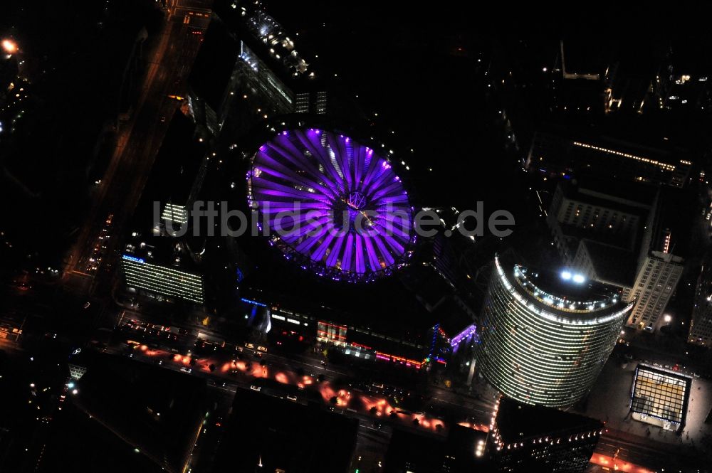 Luftbild Berlin - Festival of Lights im Stadtzentrum der Hauptstadt Berlin