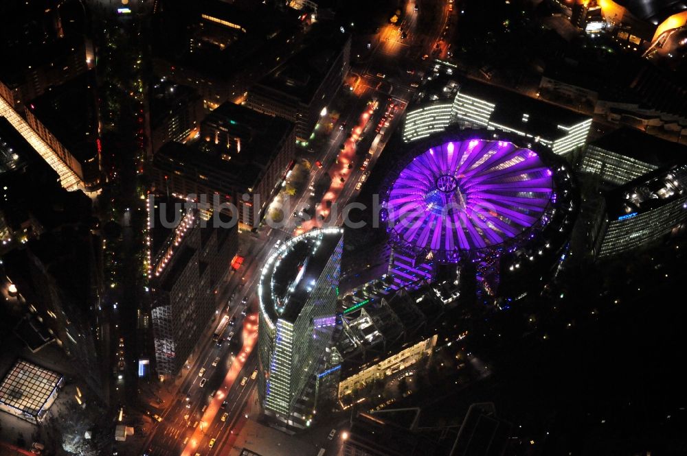 Berlin von oben - Festival of Lights im Stadtzentrum der Hauptstadt Berlin