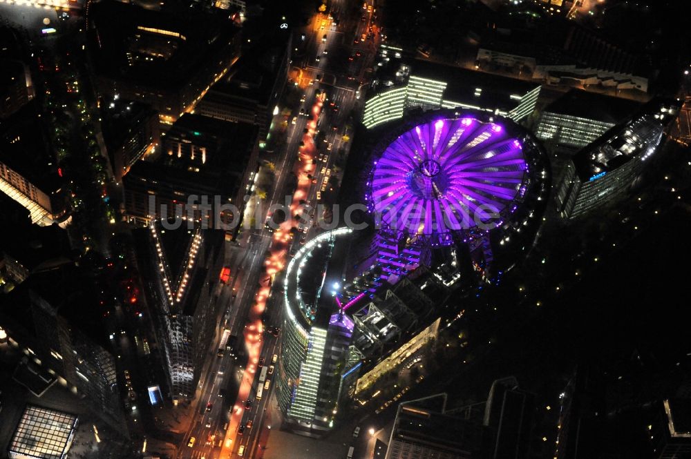 Luftbild Berlin - Festival of Lights im Stadtzentrum der Hauptstadt Berlin