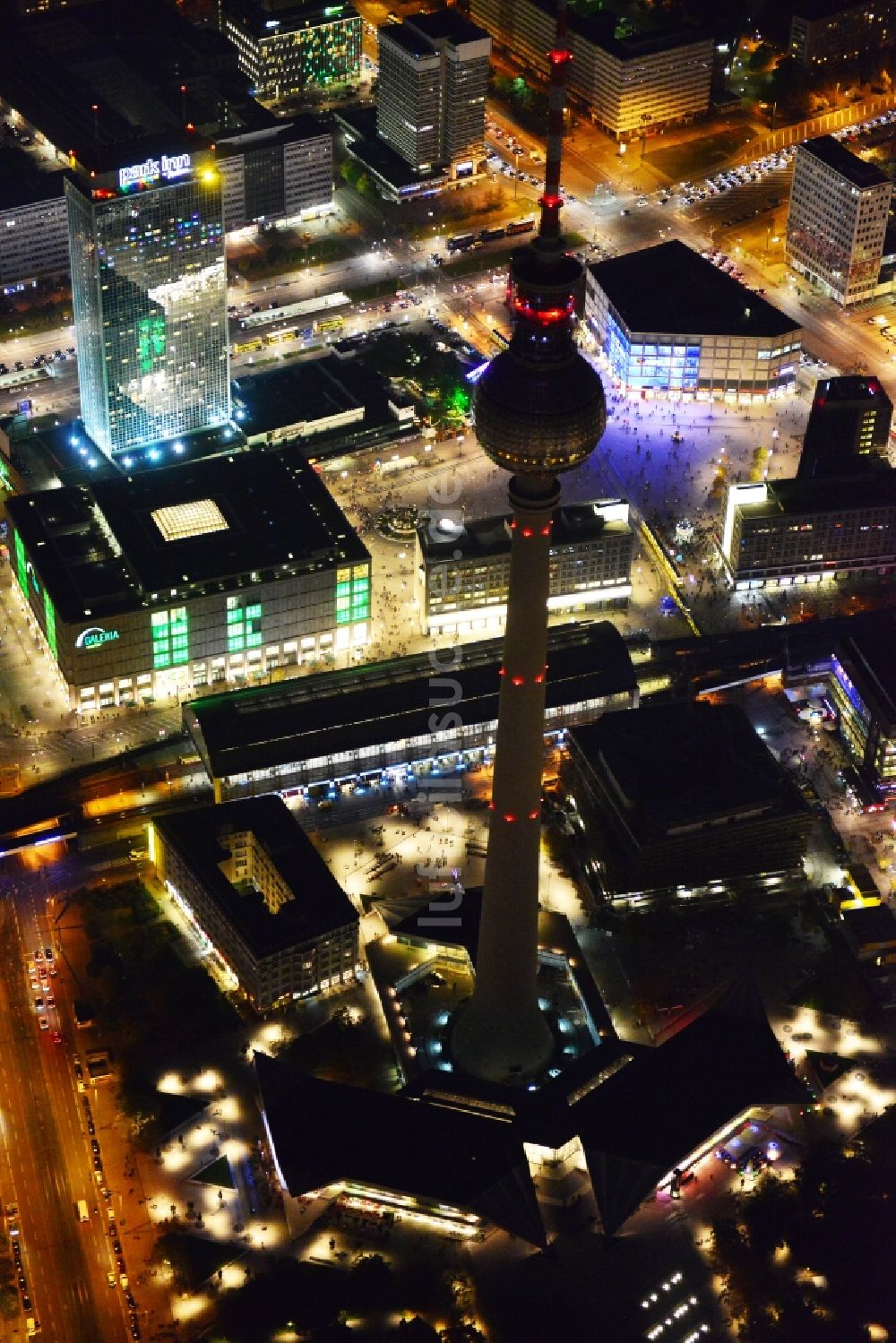 Berlin von oben - Festival of Lights im Stadtzentrum der Hauptstadt Berlin am Alexanderplatz