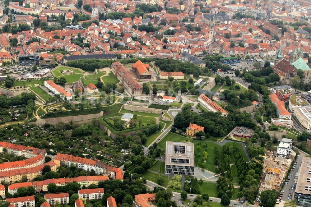 Erfurt aus der Vogelperspektive: Festung s - Bauwerk der Zitadelle Petersberg in Erfurt im Bundesland Thüringen