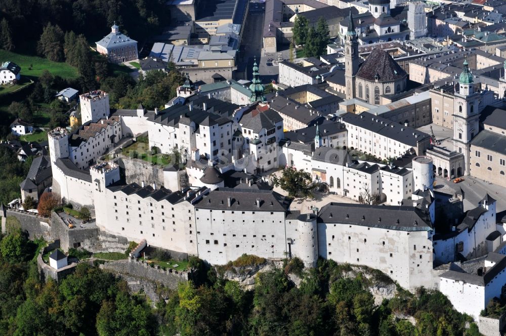 Luftaufnahme Salzburg - Festung Hohensalzburg in Salzburg in Österreich