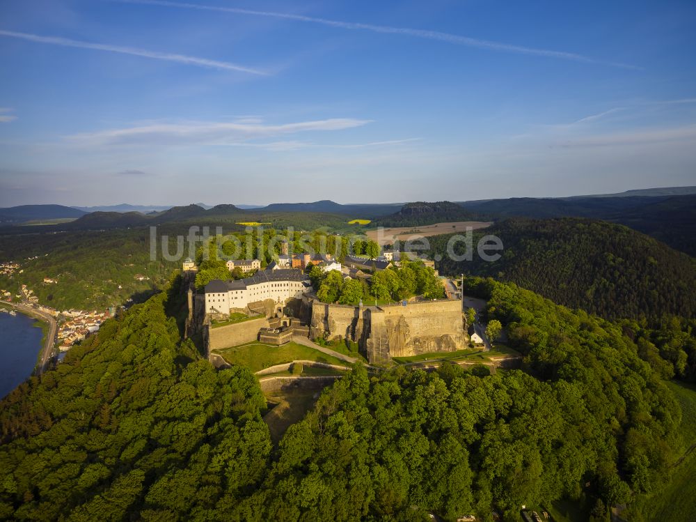 Luftaufnahme Königstein - Festung Königstein an der Elbe im Landkreis Sächsische Schweiz-Osterzgebirge im Bundesland Sachsen