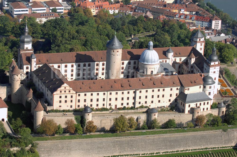 Würzburg aus der Vogelperspektive: Festung Marienberg mit Museen in Würzburg