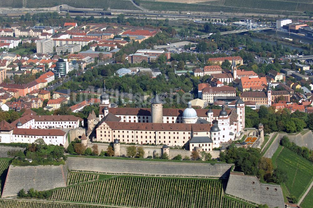 Würzburg aus der Vogelperspektive: Festung Marienberg mit Museen in Würzburg