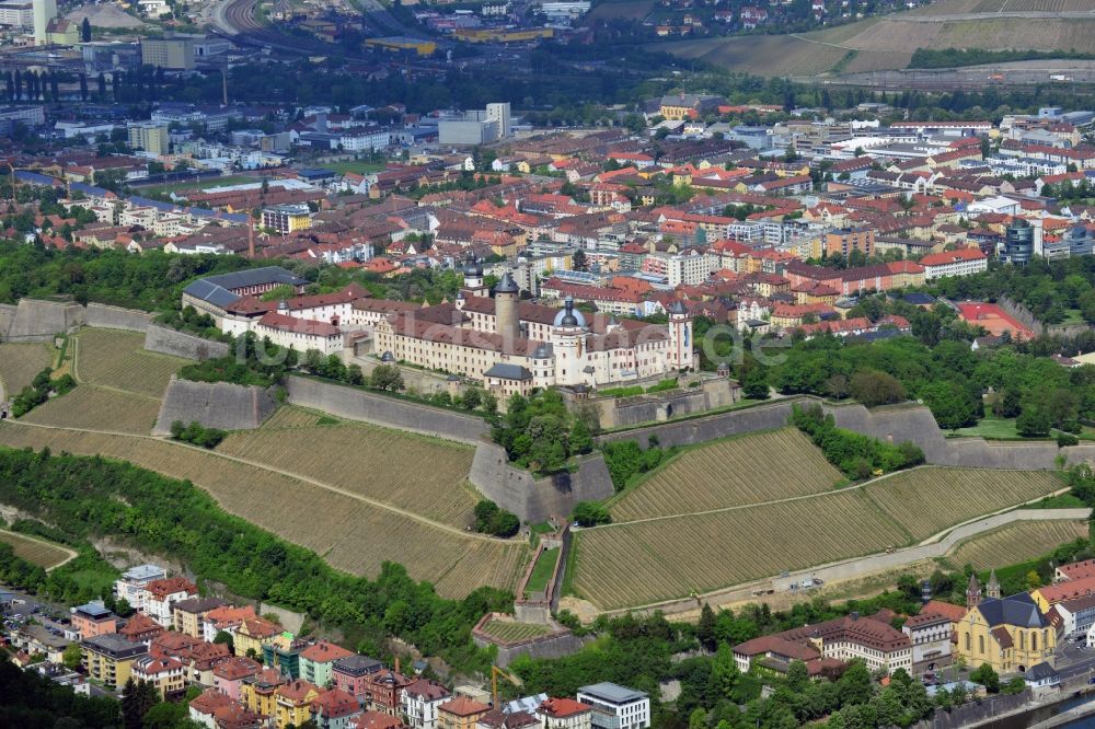 Würzburg von oben - Festung Marienberg in Würzburg im Bundesland Bayern