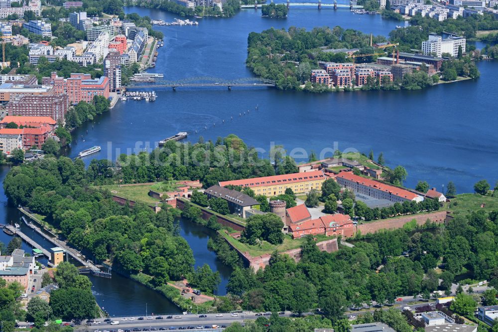 Luftaufnahme Berlin - Festungsanlage Zitadelle Spandau Am Juliusturm im Ortsteil Haselhorst in Berlin, Deutschland