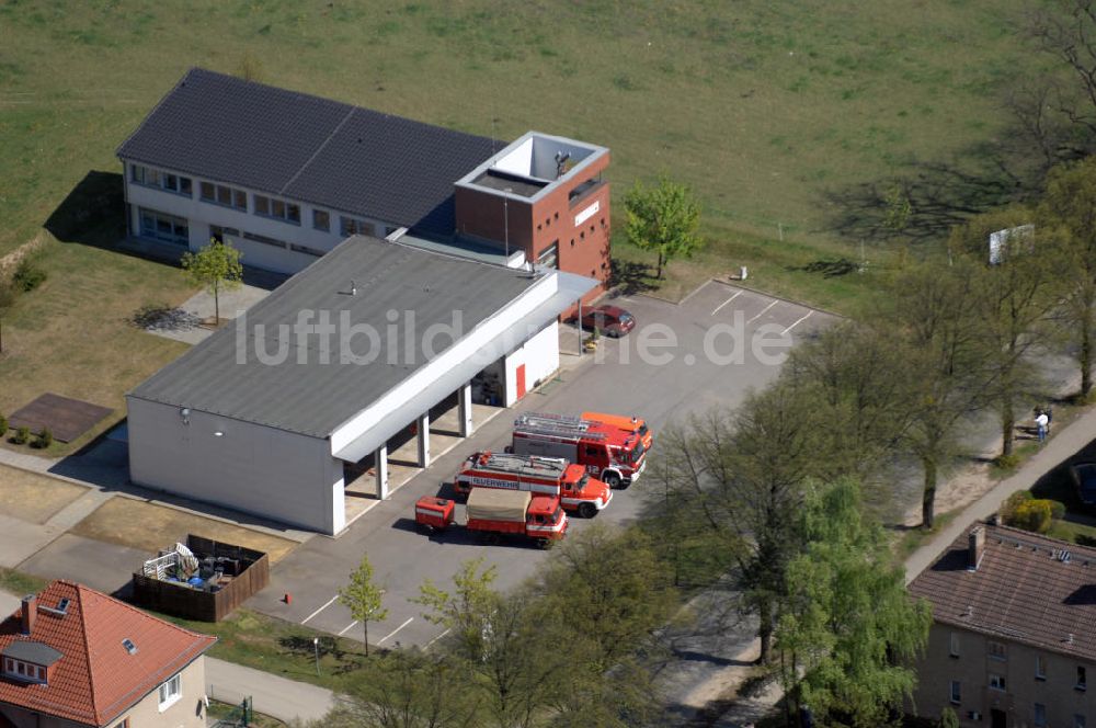 WERNEUCHEN von oben - Feuerwache der Freiwilligen Feuerwehr Werneuchen an der Wesendahler Strasse 8a in 16356 Werneuchen