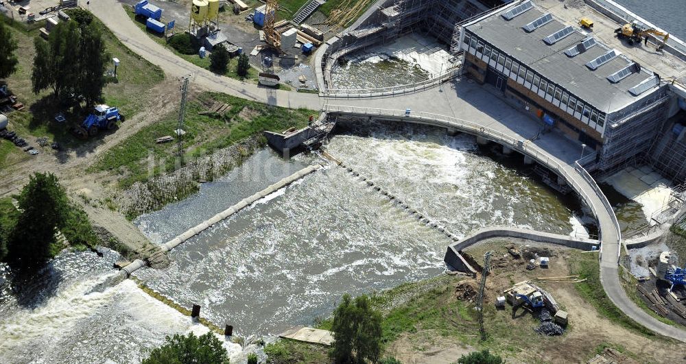 Spremberg aus der Vogelperspektive: Öffnung der Schleusentore Talsperre Spremberg