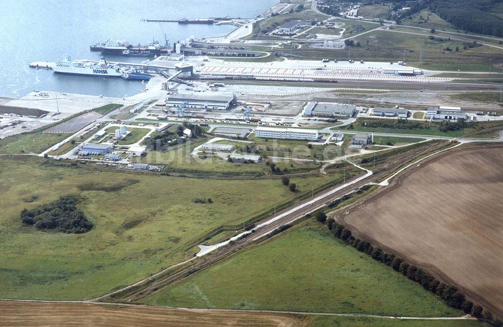 Luftbild Mukran / Rügen - Mecklenburg-Vorpommern - Fährhafen Mukran auf Rügen.