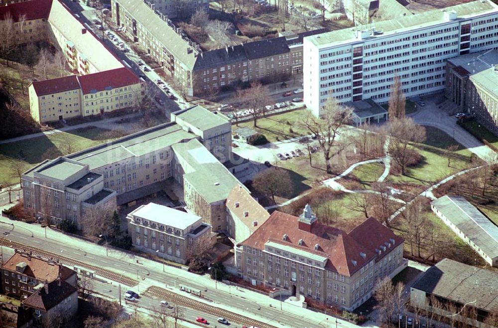 Luftaufnahme Berlin-Karlshorst - FHTW Fachhochschule für Technik und Wirtschaft an der Treskowallee in Berlin-Karlshorst