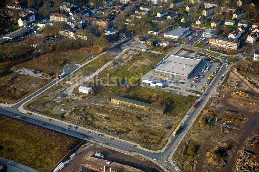 Gelsenkirchen von oben - Filiale der Supermarkt- Kette REWE an der Brüsseler Straße im Entwicklungsgebiet Schalker Verein in Gelsenkirchen im Bundesland Nordrhein-Westfalen