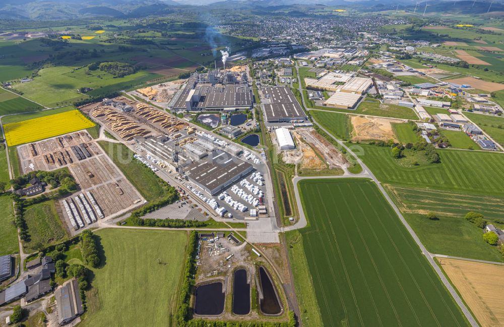 Luftbild Brilon - Firmengelande der der EGGER Holzwerkstoffe Brilon GmbH & Co. KG in Brilon im Bundesland Nordrhein-Westfalen, Deutschland