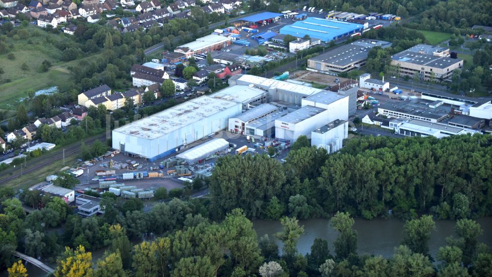 Luftaufnahme Bad Honnef - Firmengelande der Firma Hitachi Energy in Bad Honnef im Bundesland Nordrhein-Westfalen, Deutschland