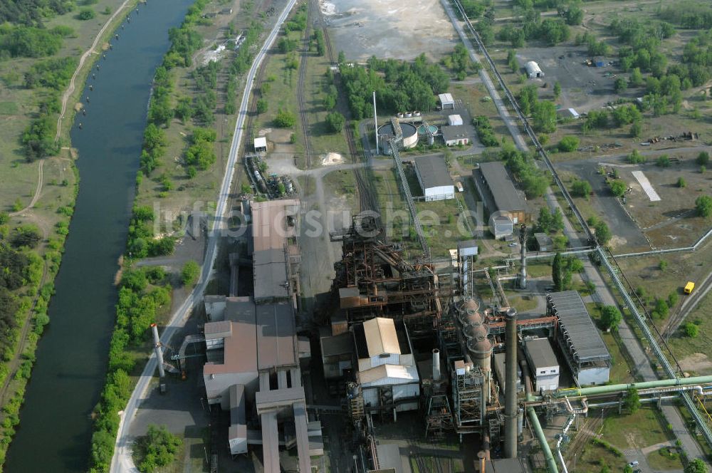 Eisenhüttenstadt aus der Vogelperspektive: Firmengelände der ArcelorMittal Eisenhüttenstadt GmbH (ehemals EKO Stahl GmbH) im brandenburgischen Eisenhüttenstadt