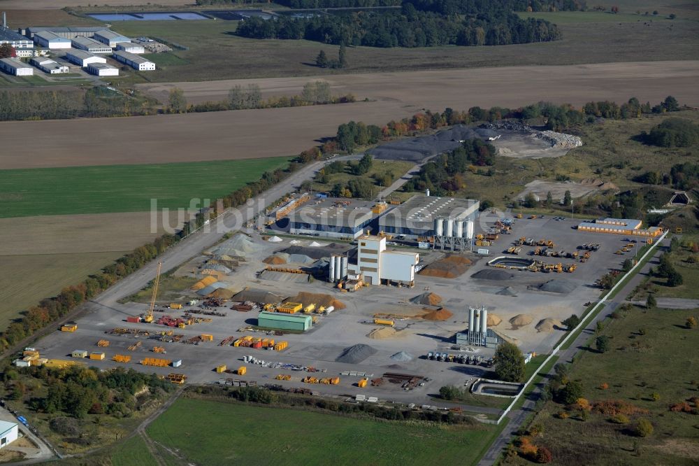 Luftaufnahme Werneuchen - Firmengelände der Außenstelle und Bauhof von Berger Bau GmbH in Werneuchen im Bundesland Brandenburg