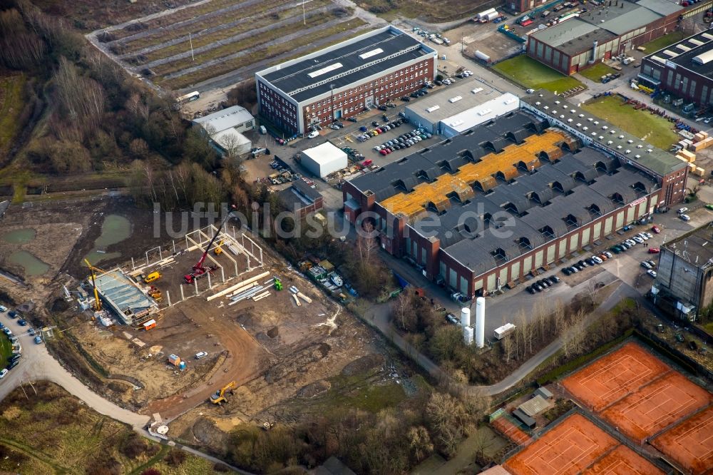 Luftaufnahme Witten - Firmengelände, Baustelle und Sportplätze am Industrie- und Gewerbegebiet an der Stockumer Straße in Witten im Bundesland Nordrhein-Westfalen