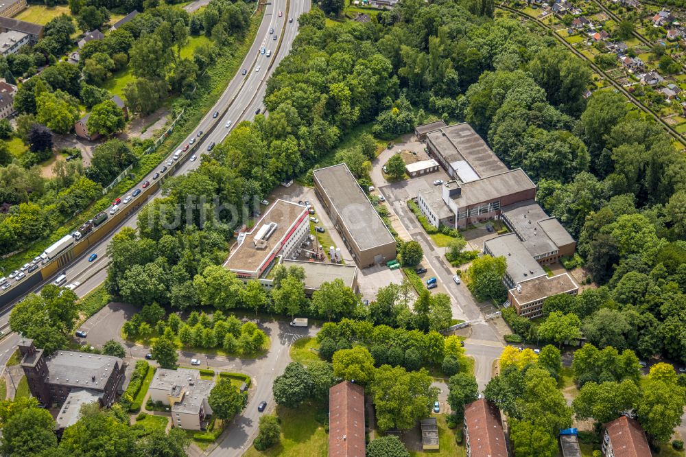 Luftaufnahme Bochum - Firmengelände der DEKRA Testing and Certification GmbH in Bochum im Bundesland Nordrhein-Westfalen, Deutschland