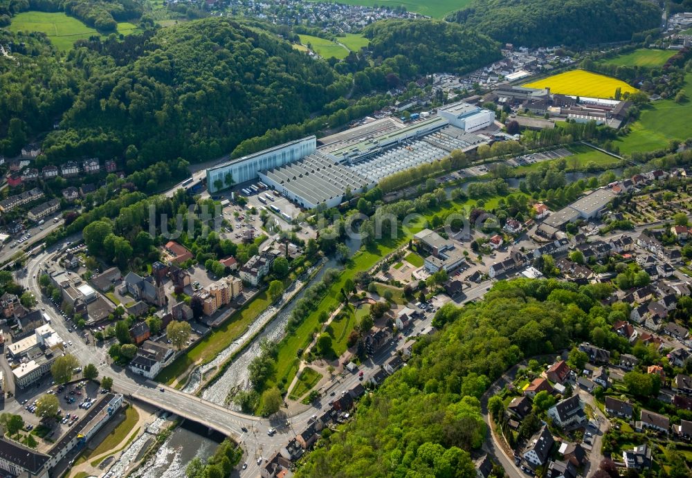 Hagen aus der Vogelperspektive: Firmengelände der der Bilstein Handel KG in Hagen im Bundesland Nordrhein-Westfalen