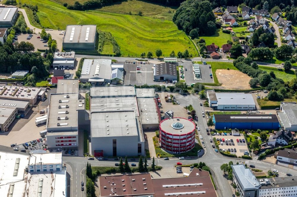 Ennepetal aus der Vogelperspektive: Firmengelände der der Lederer GmbH an der Katzbachstraße in Ennepetal im Bundesland Nordrhein-Westfalen - NRW, Deutschland