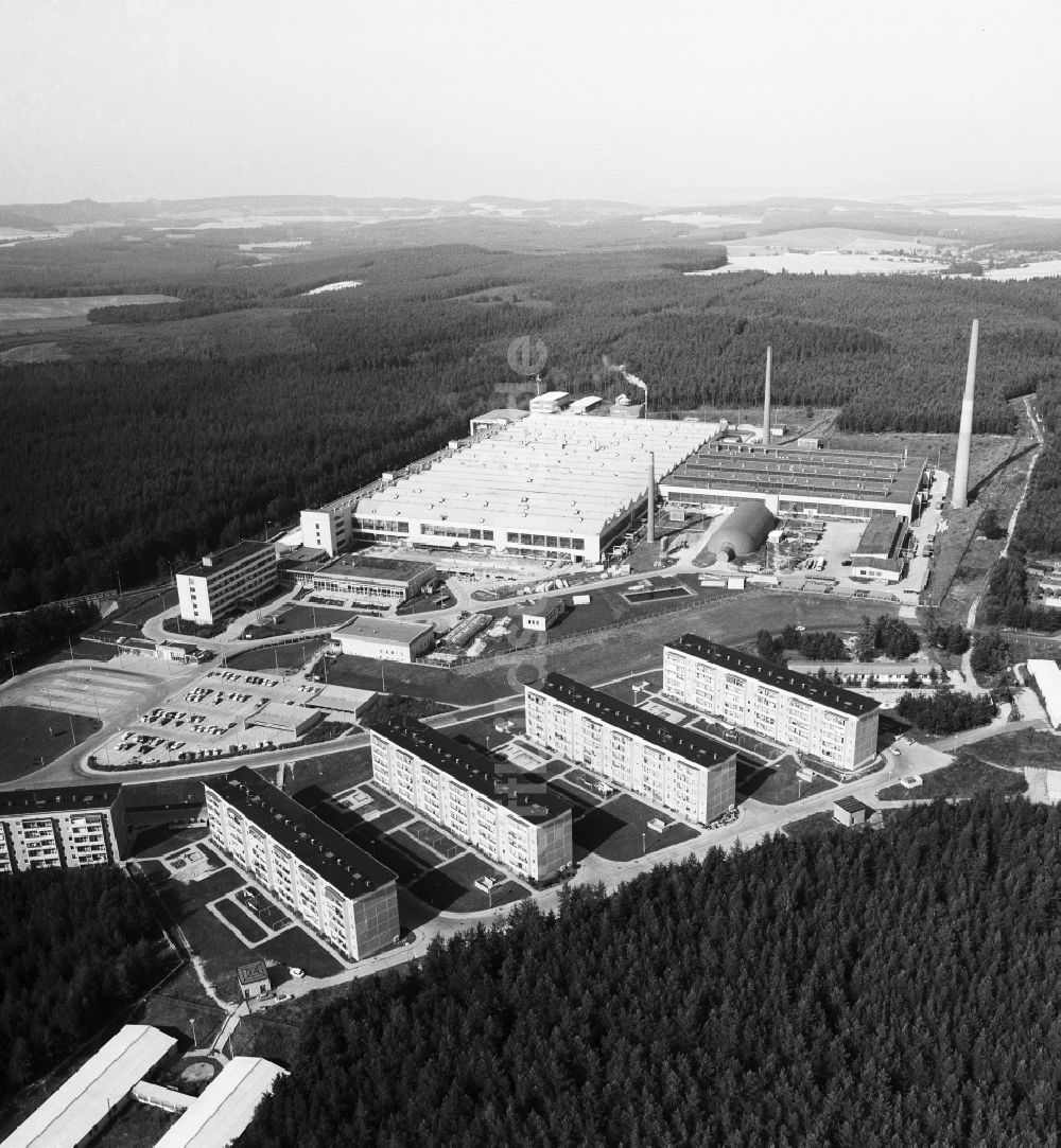 Ilmenau von oben - Firmengelände des ehemaligen VEB Werk für Technisches Glas Ilmenau in Ilmenau im Bundesland Thüringen