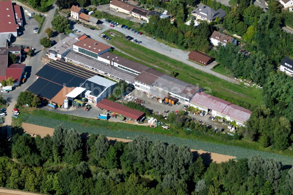 Jagsthausen von oben - Firmengelände der Heimotion GmbH an der Bahnhofstraße in Jagsthausen im Bundesland Baden-Württemberg, Deutschland