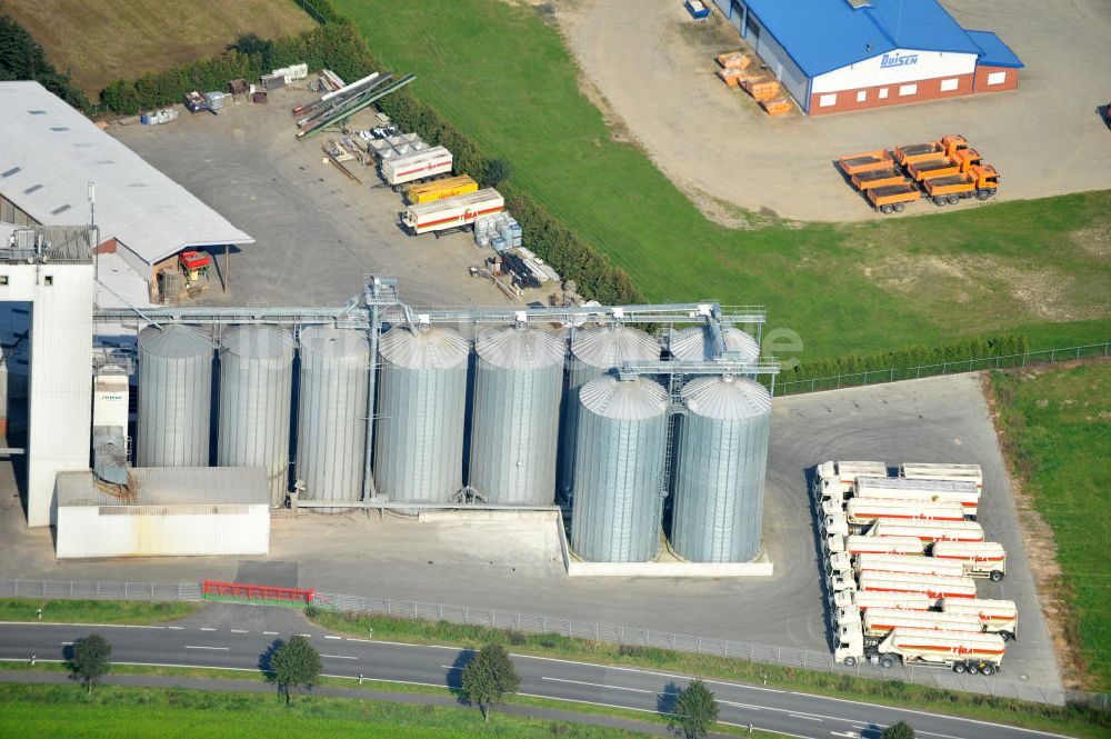 Luftbild Bawinkel - Firmengelände des Landhandels und Kraftfutterwerk der Tihen GmbH & Co KG in Bawinkel / Niedersachsen