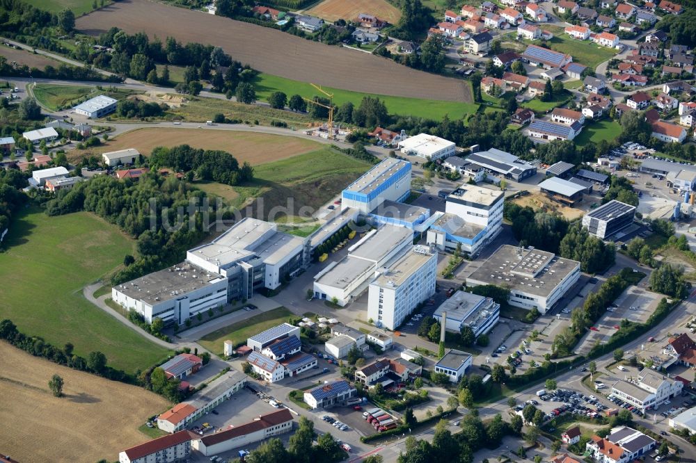 Pfaffenhofen von oben - Firmengelände des Pharma- Unternehmens Daiichi-Sankyo in Pfaffenhofen im Bundesland Bayern