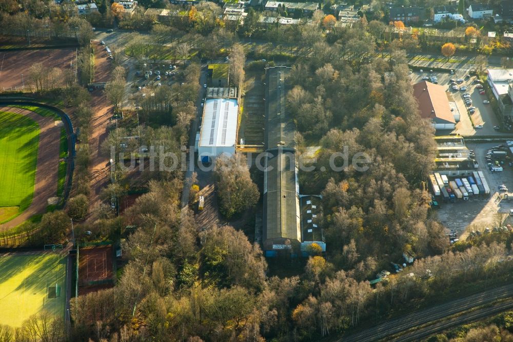 Gelsenkirchen von oben - Firmengelände der Valmont Mastbau GmbH in Gelsenkirchen - Buer im Bundesland Nordrhein-Westfalen