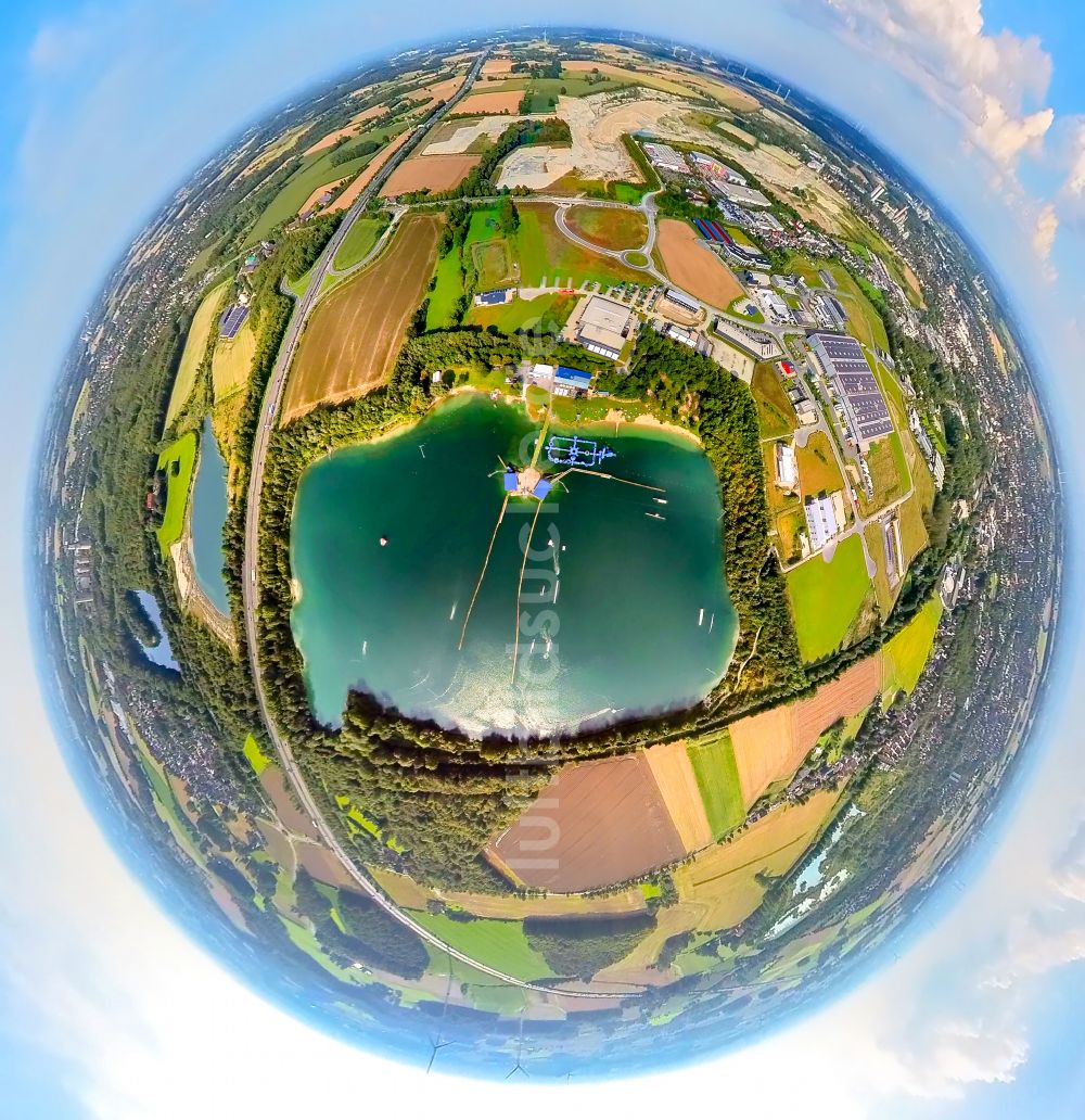 Luftaufnahme Beckum - Fish Eye- Perspektive Freizeitanlage am Tuttenbrocksee in Beckum im Bundesland Nordrhein-Westfalen, Deutschland